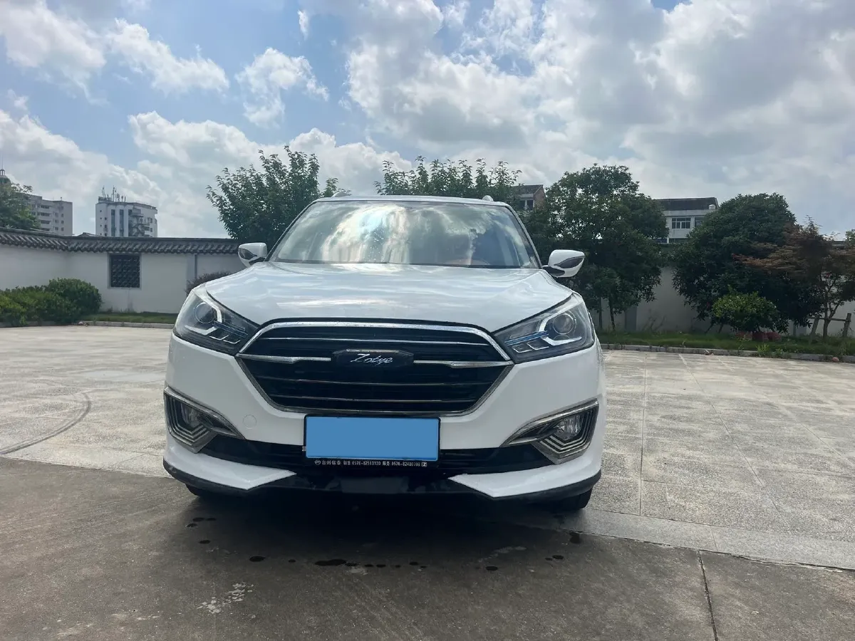2017 Zotye T300 1.5T 144HP L4 CVT,autocango,china used car exporter,china ev exporter,chinese used car exporter,chinese used ev exporter