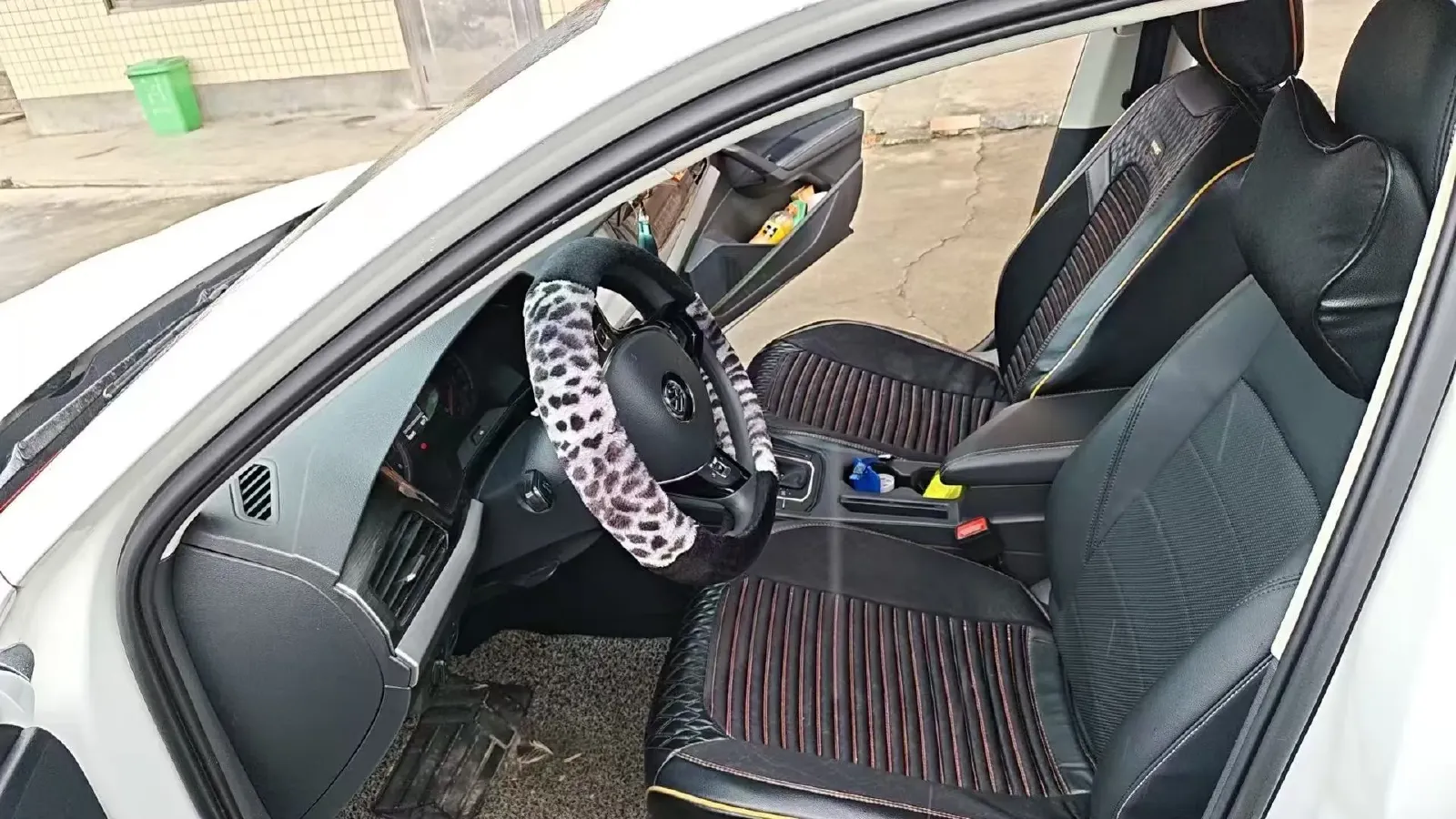 2019 Volkswagen Lavida 1.5L 113HP L4 6AT,autocango,china used car exporter,china ev exporter,chinese used car exporter,chinese used ev exporter