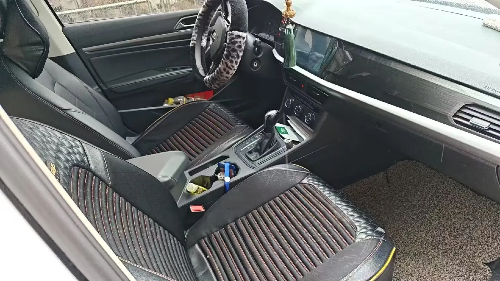 2019 Volkswagen Lavida 1.5L 113HP L4 6AT,autocango,china used car exporter,china ev exporter,chinese used car exporter,chinese used ev exporter