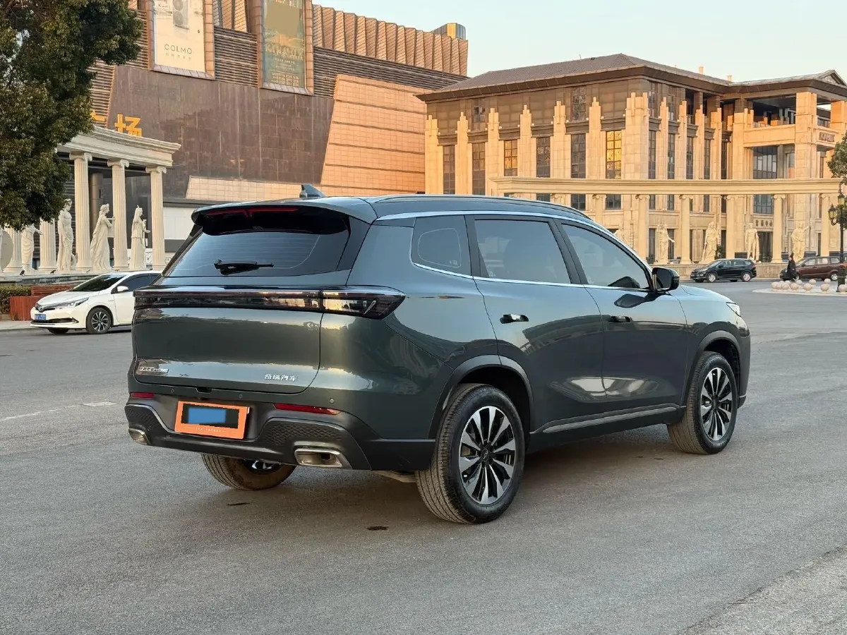 2025 Chery Tiggo 8 Plus 1.6T 197HP L4 7DCT,autocango,china used car exporter,china ev exporter,chinese used car exporter,chinese used ev exporter