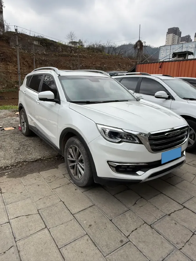 2018 Jetour X70 1.5T 147HP L4 5MT,autocango,china used car exporter,china ev exporter,chinese used car exporter,chinese used ev exporter