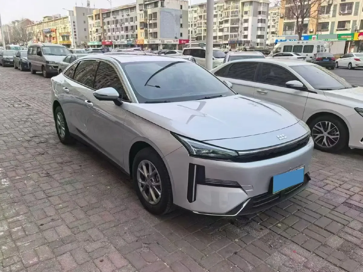 2025 Geely Galaxy L6 1.5L 112HP L4 1DHT PHEV 19.09KWH,autocango,china used car exporter,china ev exporter,chinese used car exporter,chinese used ev exporter