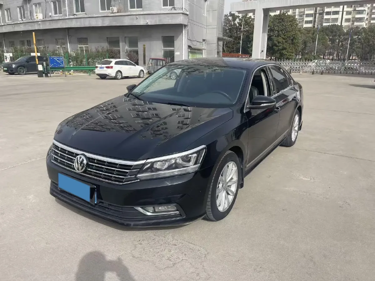 2017 Volkswagen Passat 1.8T 180HP L4 7DCT,autocango,china used car exporter,china ev exporter,chinese used car exporter,chinese used ev exporter