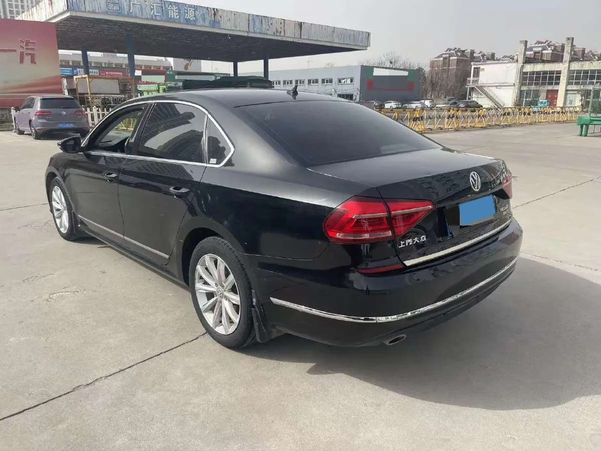2017 Volkswagen Passat 1.8T 180HP L4 7DCT,autocango,china used car exporter,china ev exporter,chinese used car exporter,chinese used ev exporter