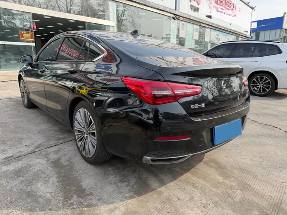 2020 HongQi H5 1.8T 197HP L4 6AT,autocango,china used car exporter,china ev exporter,chinese used car exporter,chinese used ev exporter