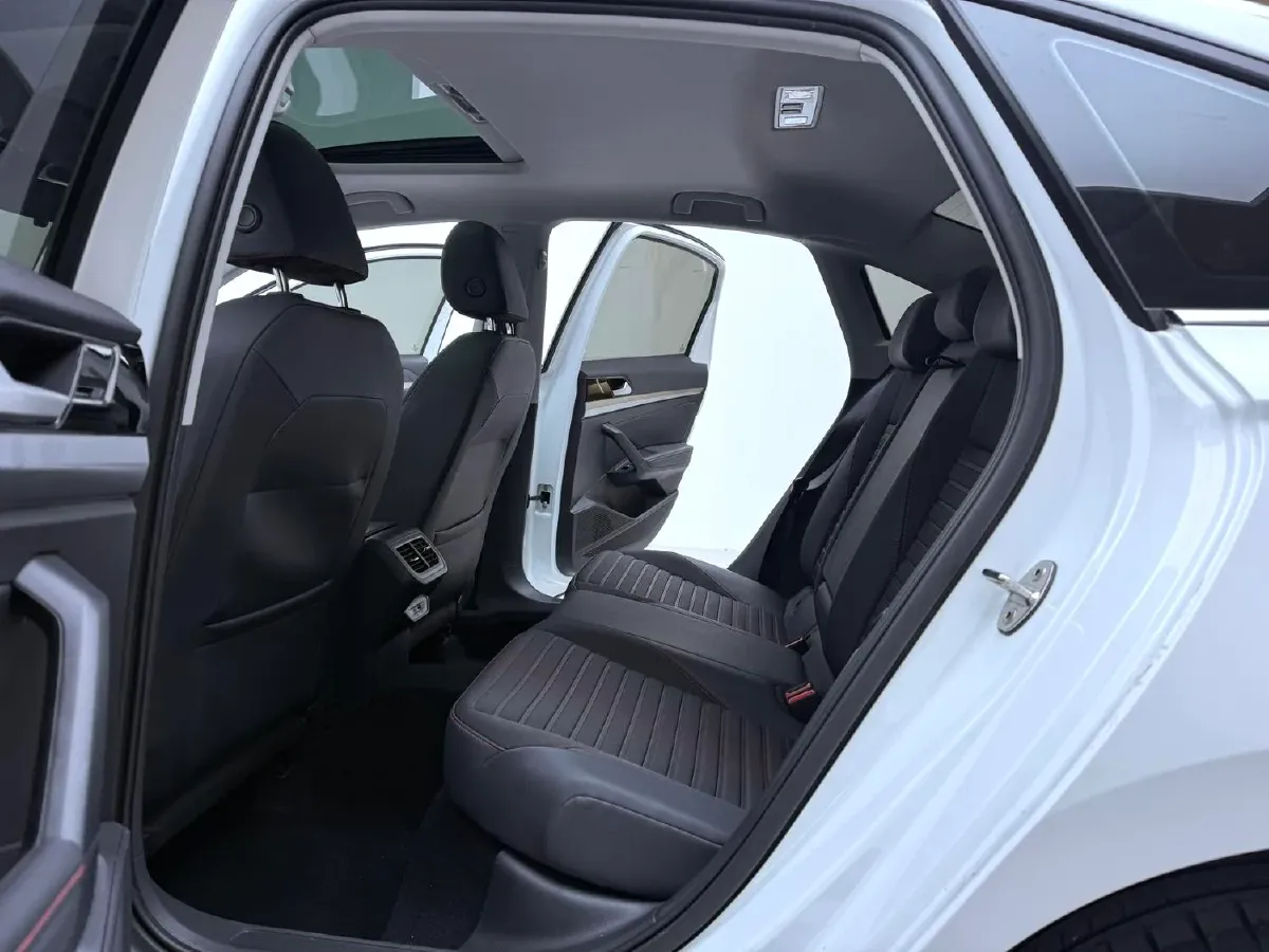 2023 Volkswagen Lavida 1.4T 150HP L4 7DCT,autocango,china used car exporter,china ev exporter,chinese used car exporter,chinese used ev exporter