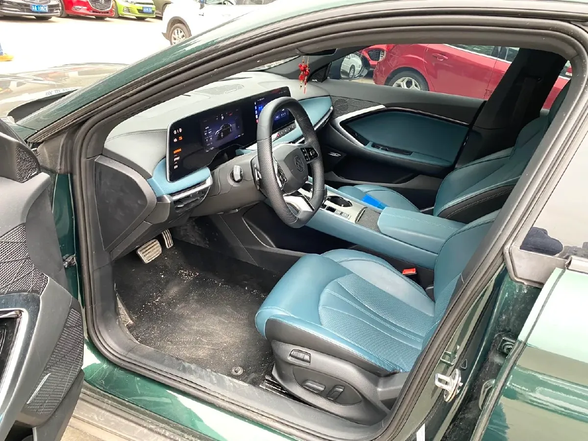 2023 MG 7 2.0T 261HP L4 9AT,autocango,china used car exporter,china ev exporter,chinese used car exporter,chinese used ev exporter