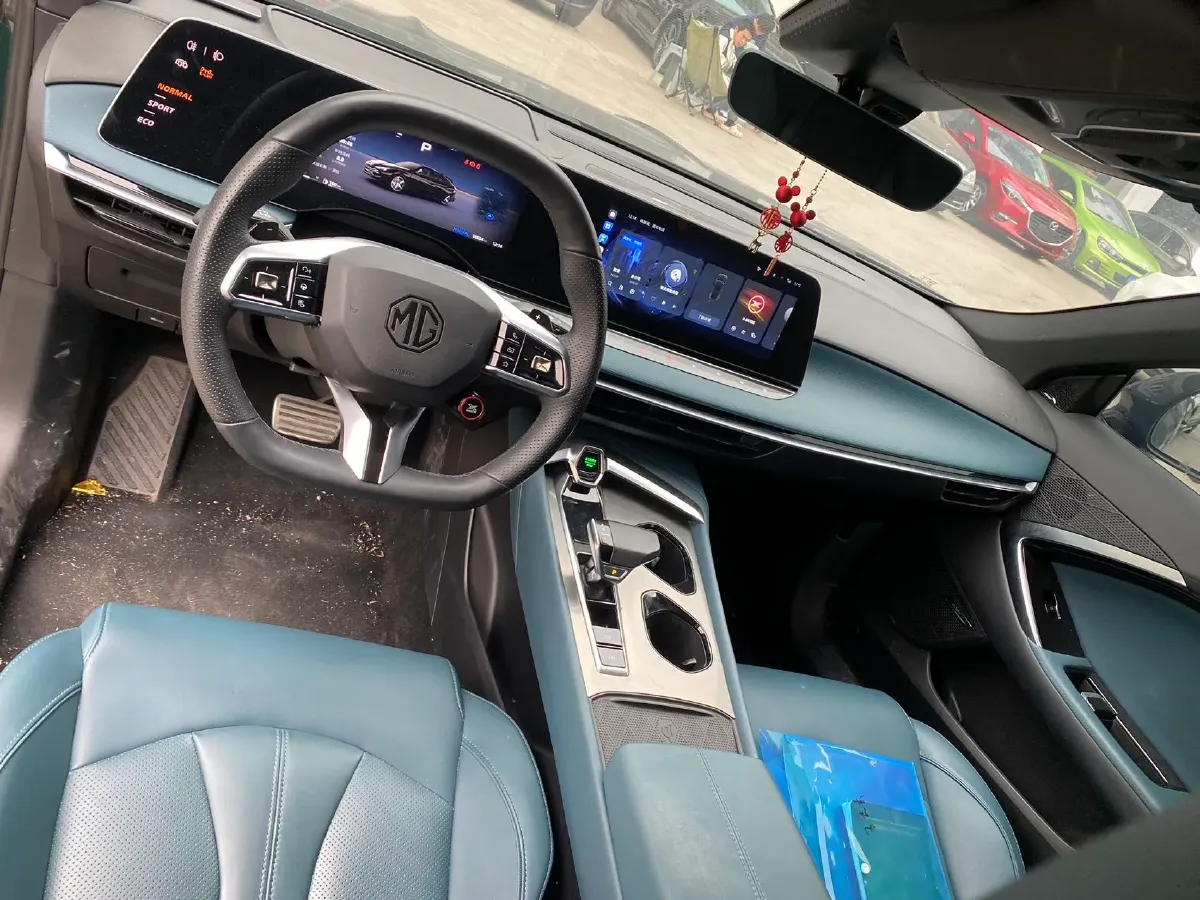 2023 MG 7 2.0T 261HP L4 9AT,autocango,china used car exporter,china ev exporter,chinese used car exporter,chinese used ev exporter