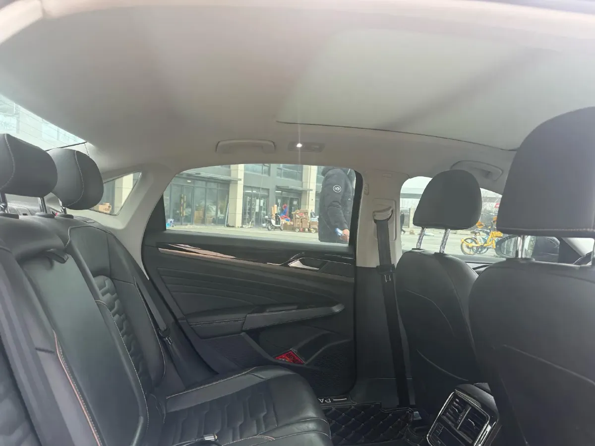 2019 Skoda Kodiak 2.0T 186HP L4 7DCT,autocango,china used car exporter,china ev exporter,chinese used car exporter,chinese used ev exporter