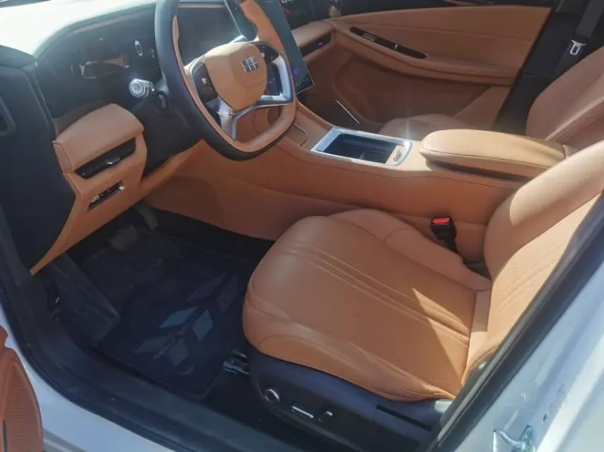 2025 Geely Galaxy L7 1.5L 112HP L4 1DHT PHEV 18.4KWH,autocango,china used car exporter,china ev exporter,chinese used car exporter,chinese used ev exporter