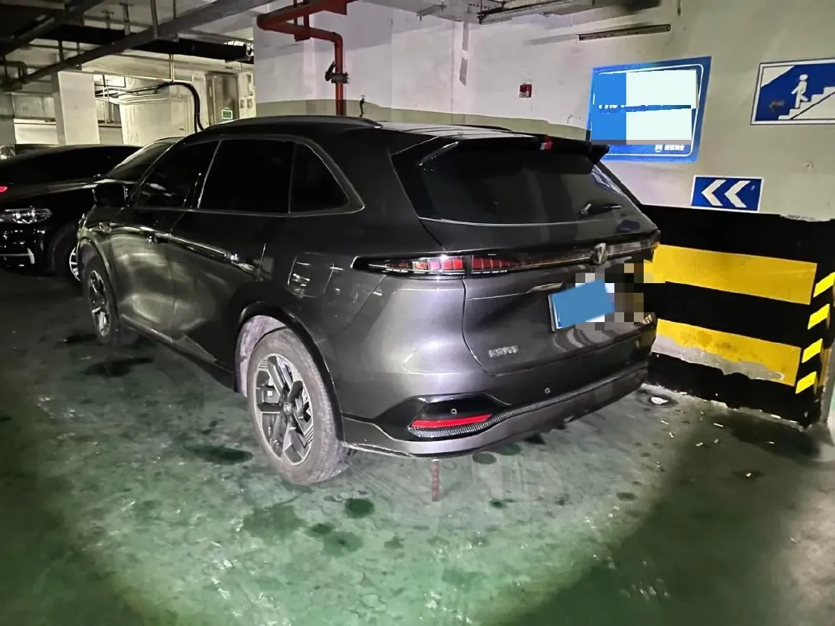 2025 ChangAn CS75 Plus 1.5T 192HP L4 8AT,autocango,china used car exporter,china ev exporter,chinese used car exporter,chinese used ev exporter