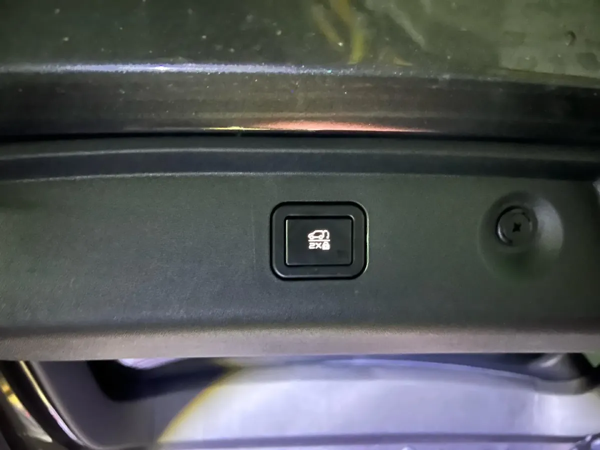 2025 ChangAn CS75 Plus 1.5T 192HP L4 8AT,autocango,china used car exporter,china ev exporter,chinese used car exporter,chinese used ev exporter