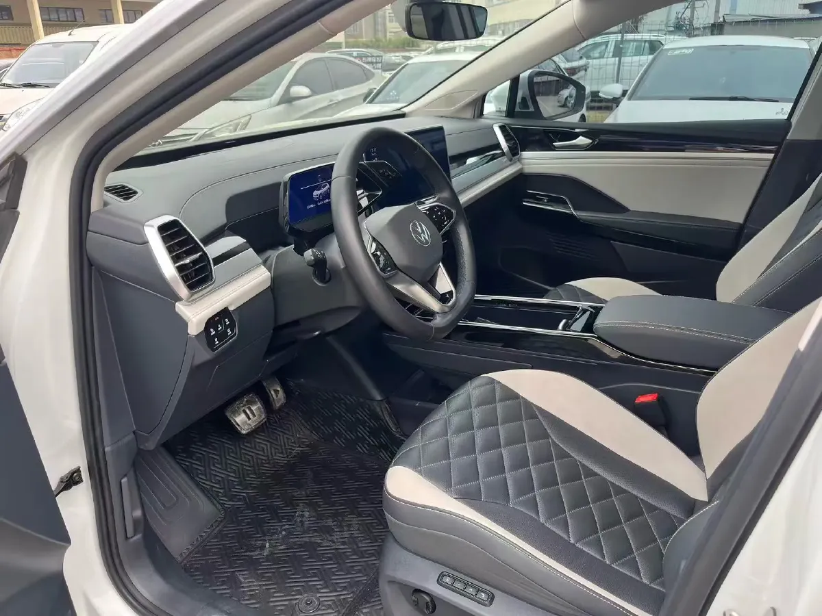 2022 Volkswagen ID.6 Crozz BEV 84.8KWH,autocango,china used car exporter,china ev exporter,chinese used car exporter,chinese used ev exporter