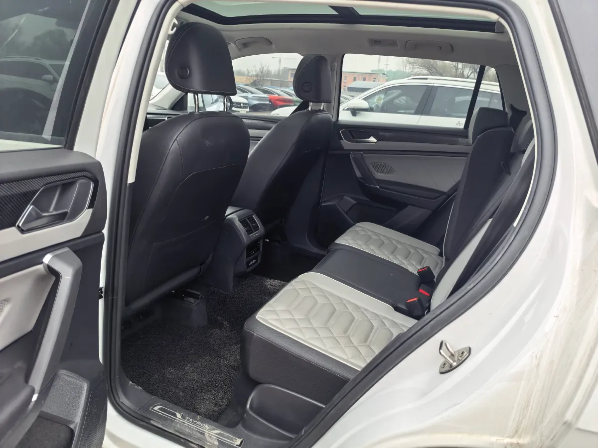 2023 Volkswagen Tayron 1.5T 160HP L4 7DCT,autocango,china used car exporter,china ev exporter,chinese used car exporter,chinese used ev exporter