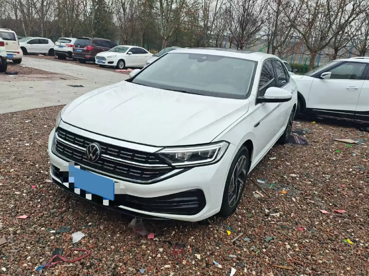 2023 Volkswagen Sagitar 1.5T 160HP L4 7DCT,autocango,china used car exporter,china ev exporter,chinese used car exporter,chinese used ev exporter