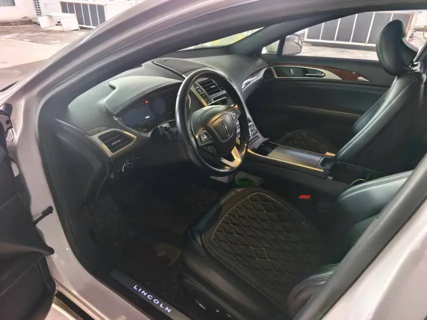 2019 BMW X2 1.5T 140HP L3 7DCT,autocango,china used car exporter,china ev exporter,chinese used car exporter,chinese used ev exporter