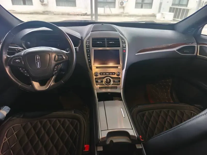 2019 BMW X2 1.5T 140HP L3 7DCT,autocango,china used car exporter,china ev exporter,chinese used car exporter,chinese used ev exporter