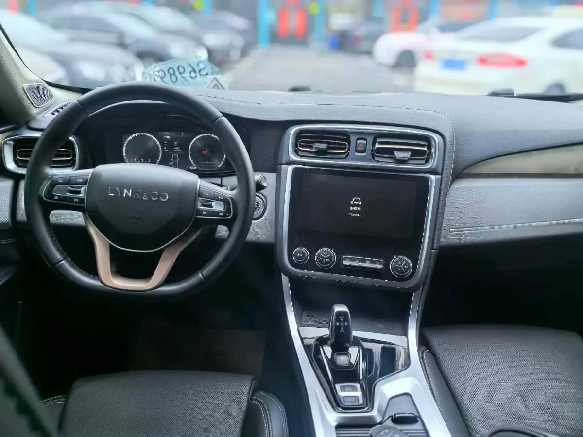 2019 Kia KX5 1.6T 177HP L4 7DCT,autocango,china used car exporter,china ev exporter,chinese used car exporter,chinese used ev exporter