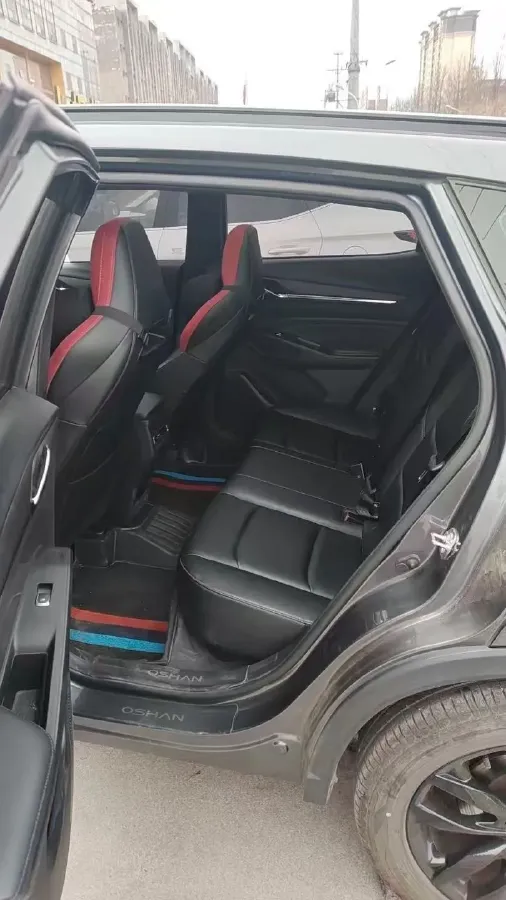 2024 ChangAn X5 PLUS 1.5T 188HP L4 7DCT,autocango,china used car exporter,china ev exporter,chinese used car exporter,chinese used ev exporter