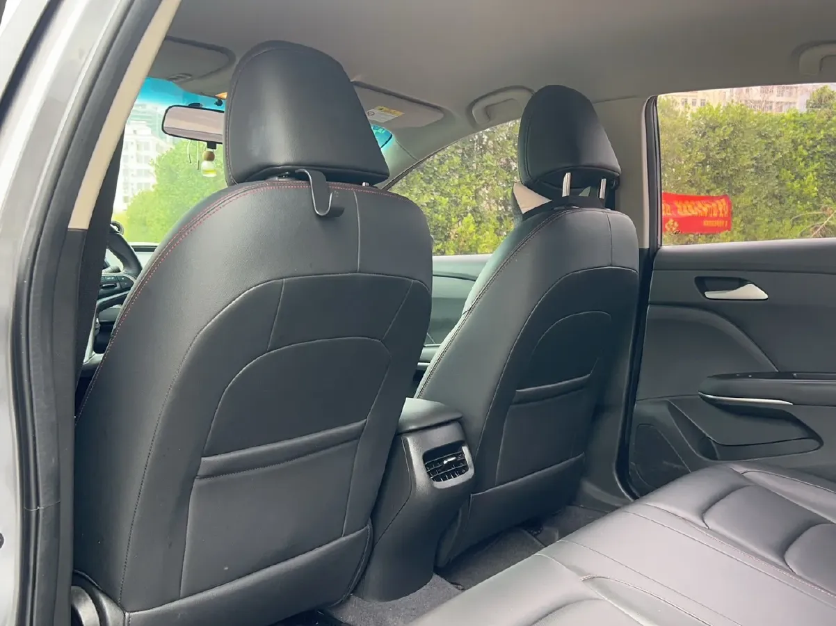 2020 Chevrolet Monza 1.0T 125HP L3 6DCT,autocango,china used car exporter,china ev exporter,chinese used car exporter,chinese used ev exporter