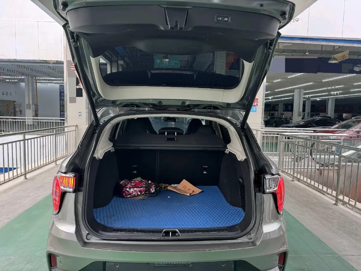 2021 LYNK&CO 01 2.0T 218HP L4 8AT,autocango,china used car exporter,china ev exporter,chinese used car exporter,chinese used ev exporter