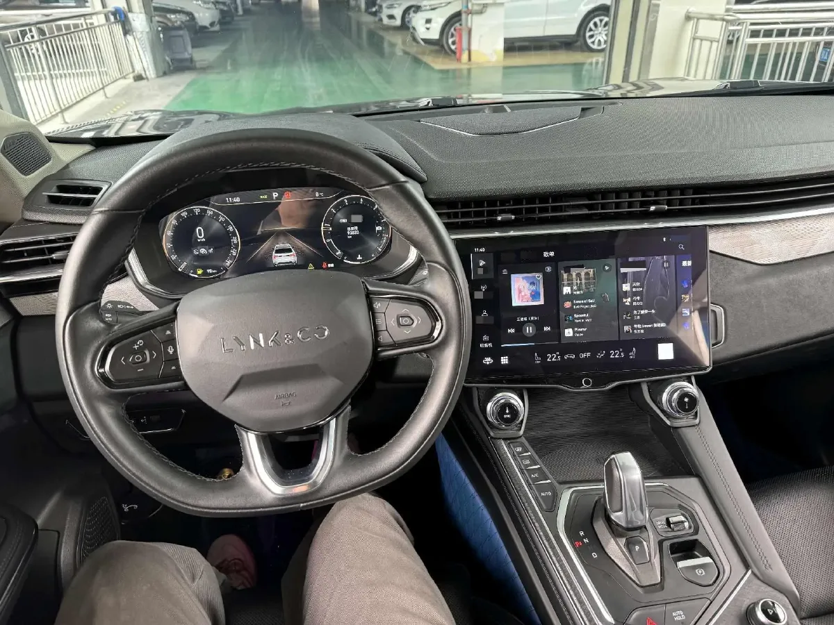 2021 LYNK&CO 01 2.0T 218HP L4 8AT,autocango,china used car exporter,china ev exporter,chinese used car exporter,chinese used ev exporter