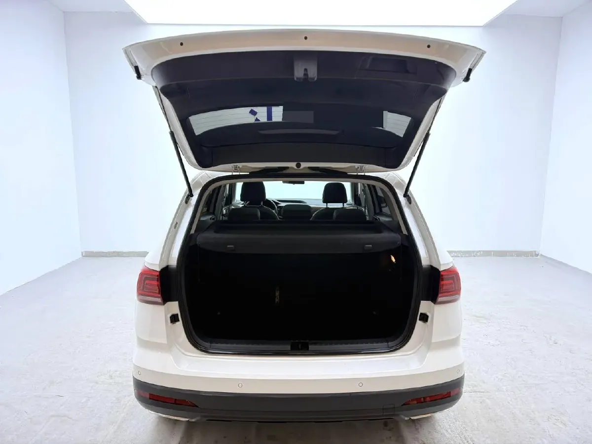 2021 Volkswagen Tharu 1.4T 150HP L4 7DCT,autocango,china used car exporter,china ev exporter,chinese used car exporter,chinese used ev exporter