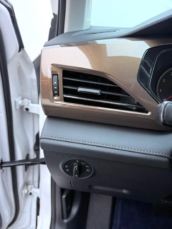 2021 Volkswagen Tharu 1.4T 150HP L4 7DCT,autocango,china used car exporter,china ev exporter,chinese used car exporter,chinese used ev exporter