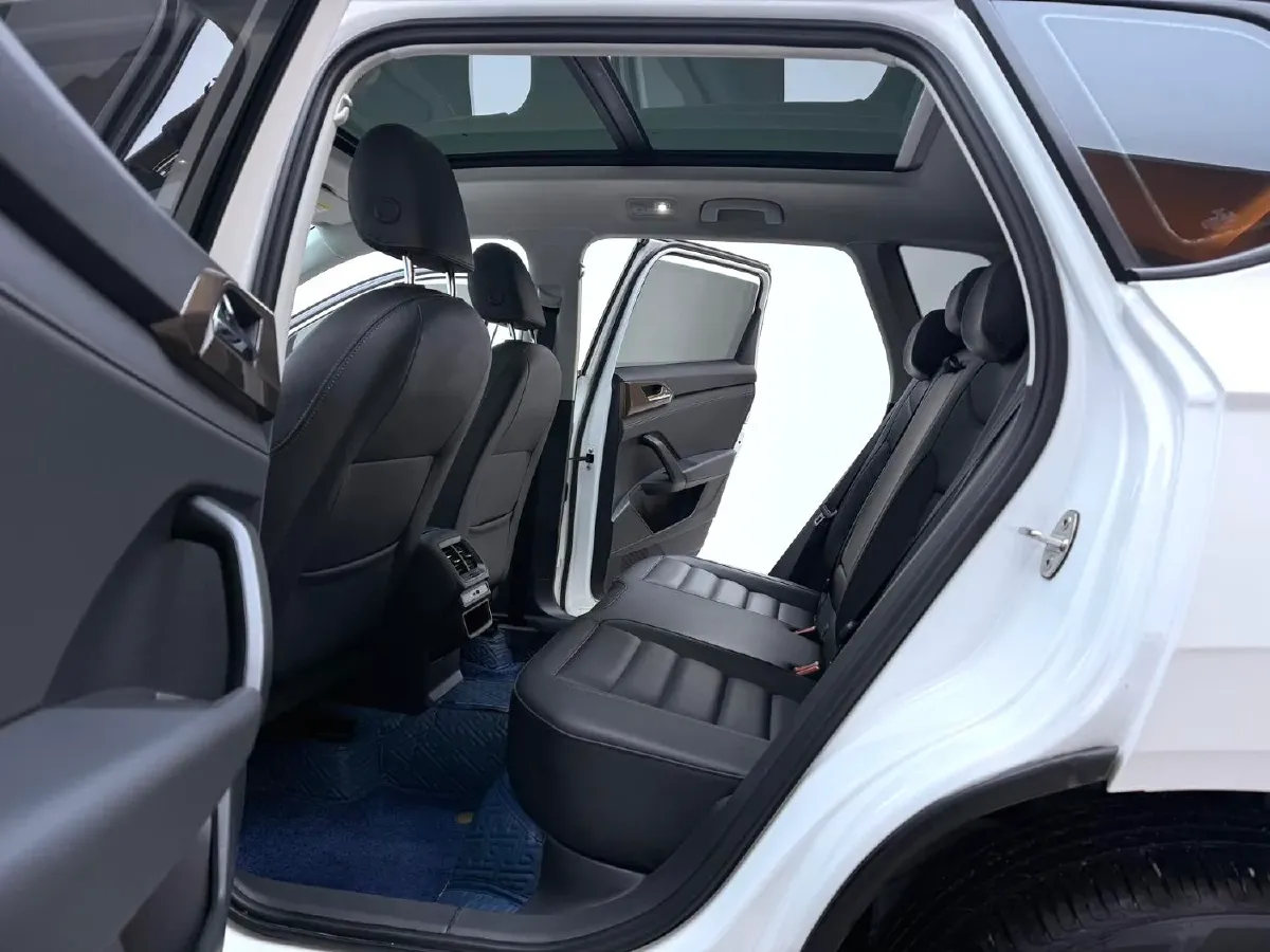 2021 Volkswagen Tharu 1.4T 150HP L4 7DCT,autocango,china used car exporter,china ev exporter,chinese used car exporter,chinese used ev exporter