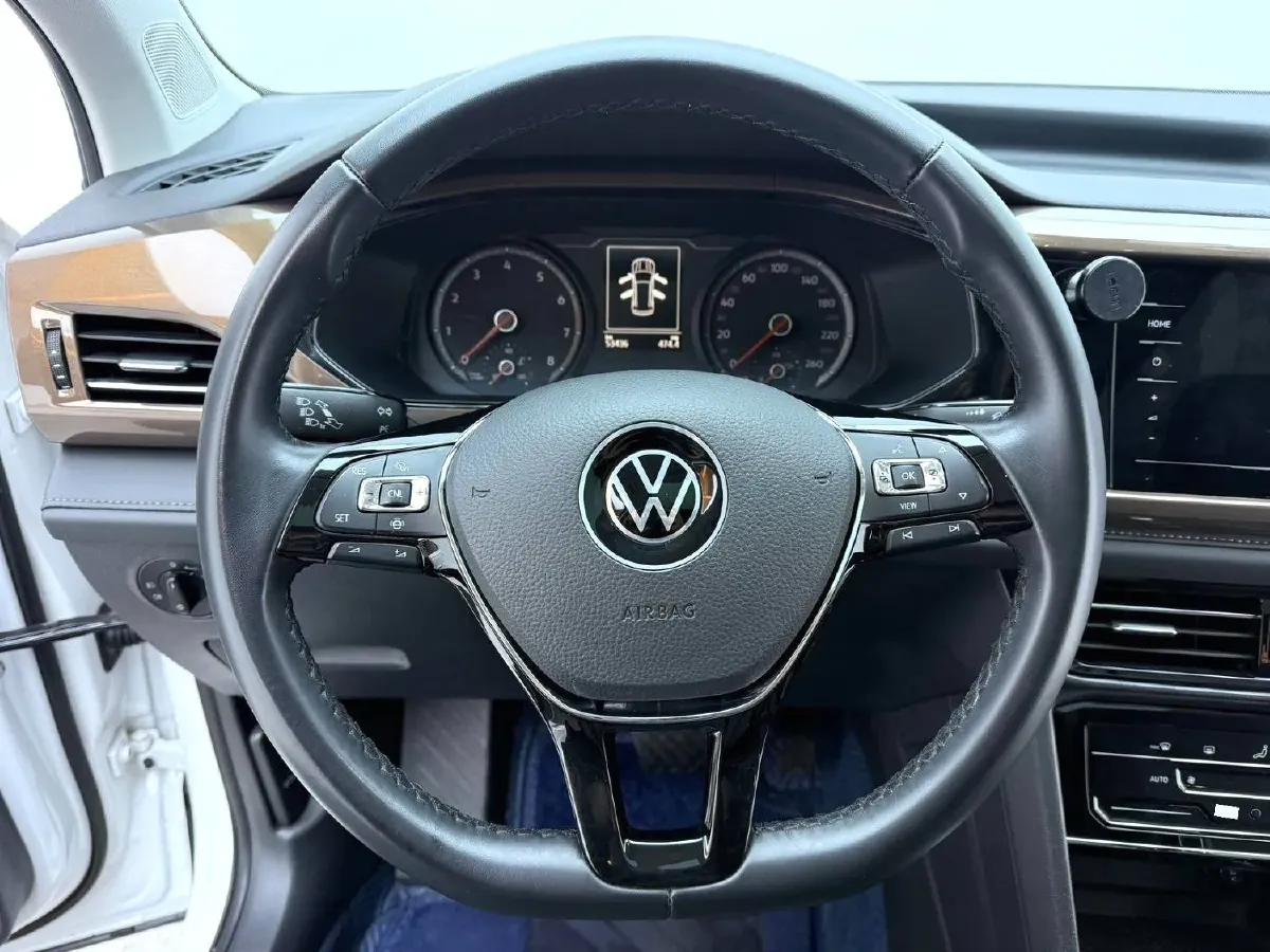2021 Volkswagen Tharu 1.4T 150HP L4 7DCT,autocango,china used car exporter,china ev exporter,chinese used car exporter,chinese used ev exporter