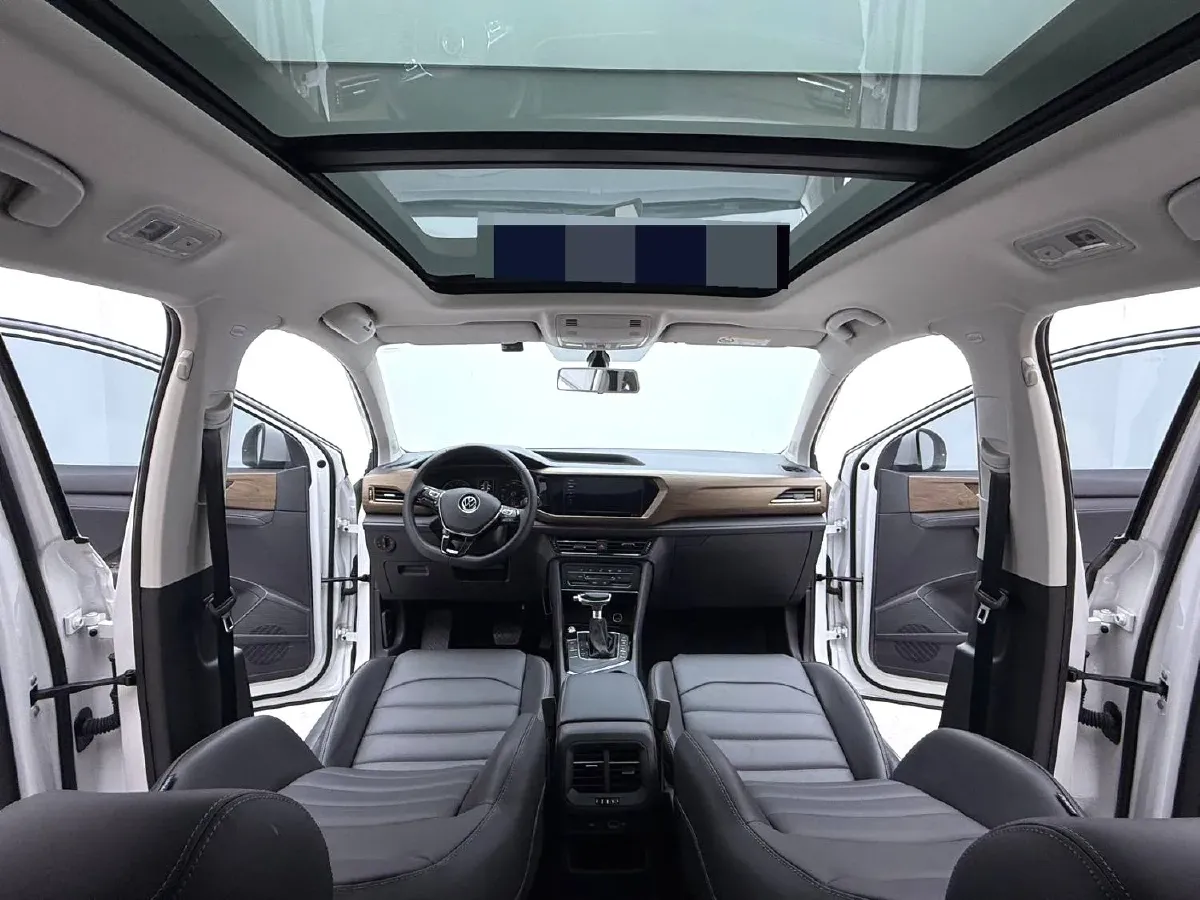 2021 Volkswagen Tharu 1.4T 150HP L4 7DCT,autocango,china used car exporter,china ev exporter,chinese used car exporter,chinese used ev exporter