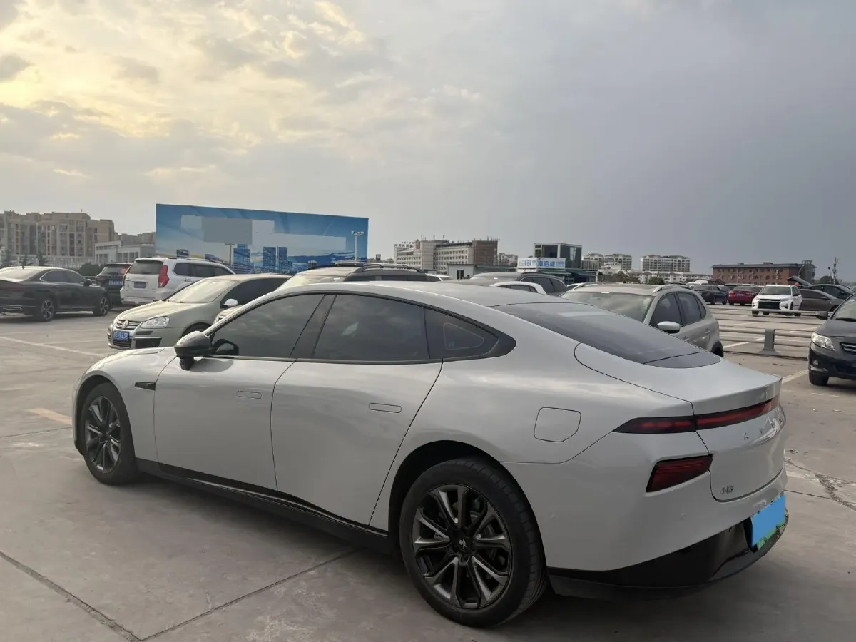 2022 Xpeng P7 BEV 83.1KWH,autocango,china used car exporter,china ev exporter,chinese used car exporter,chinese used ev exporter