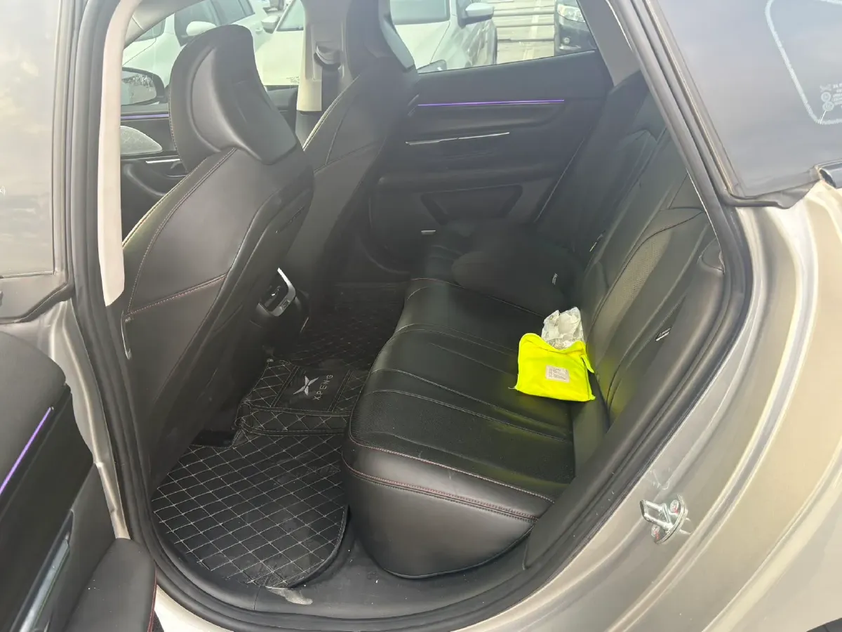 2022 Xpeng P7 BEV 83.1KWH,autocango,china used car exporter,china ev exporter,chinese used car exporter,chinese used ev exporter