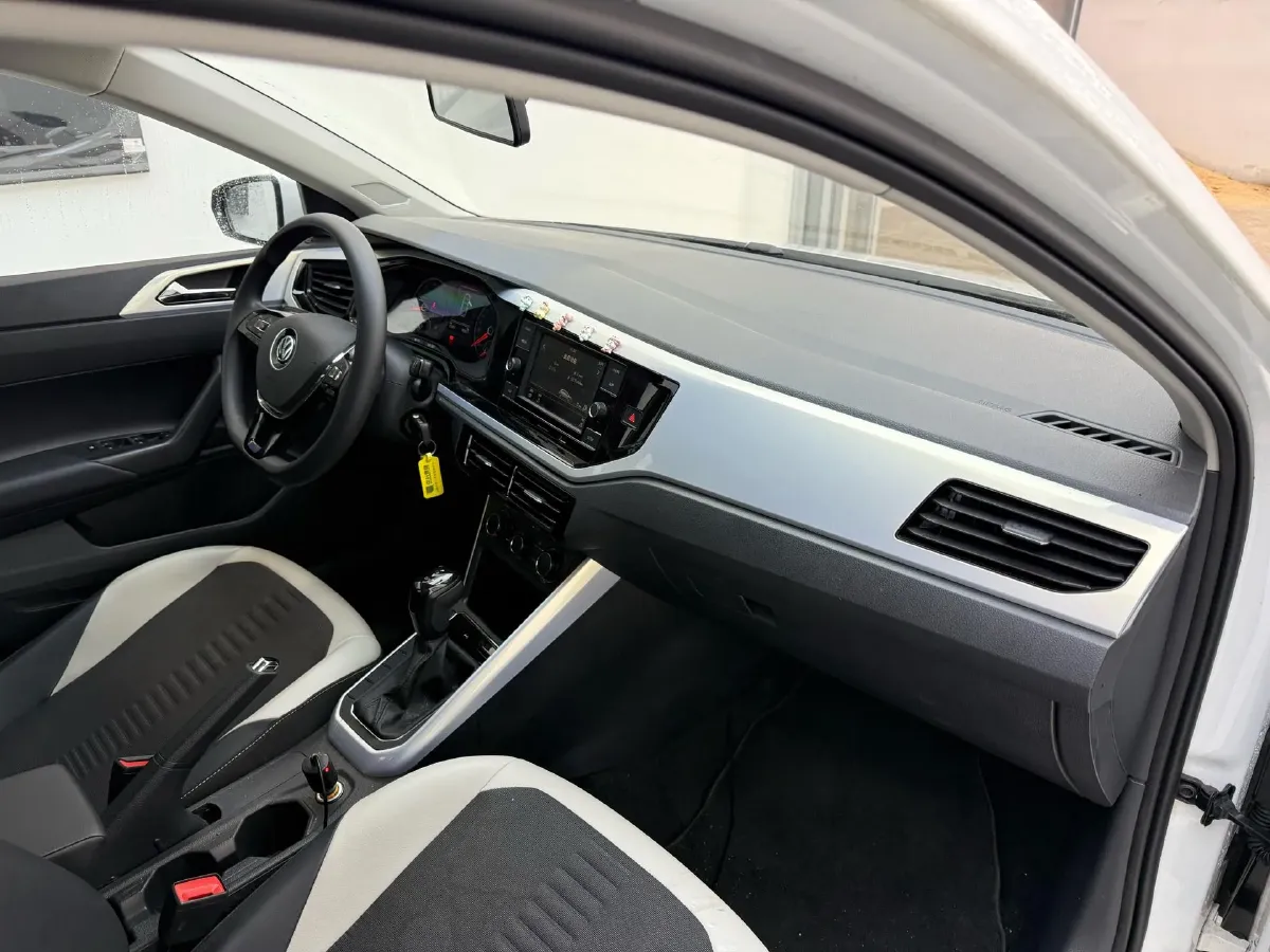 2019 Volkswagen Polo 1.5L 113HP L4 6AT,autocango,china used car exporter,china ev exporter,chinese used car exporter,chinese used ev exporter