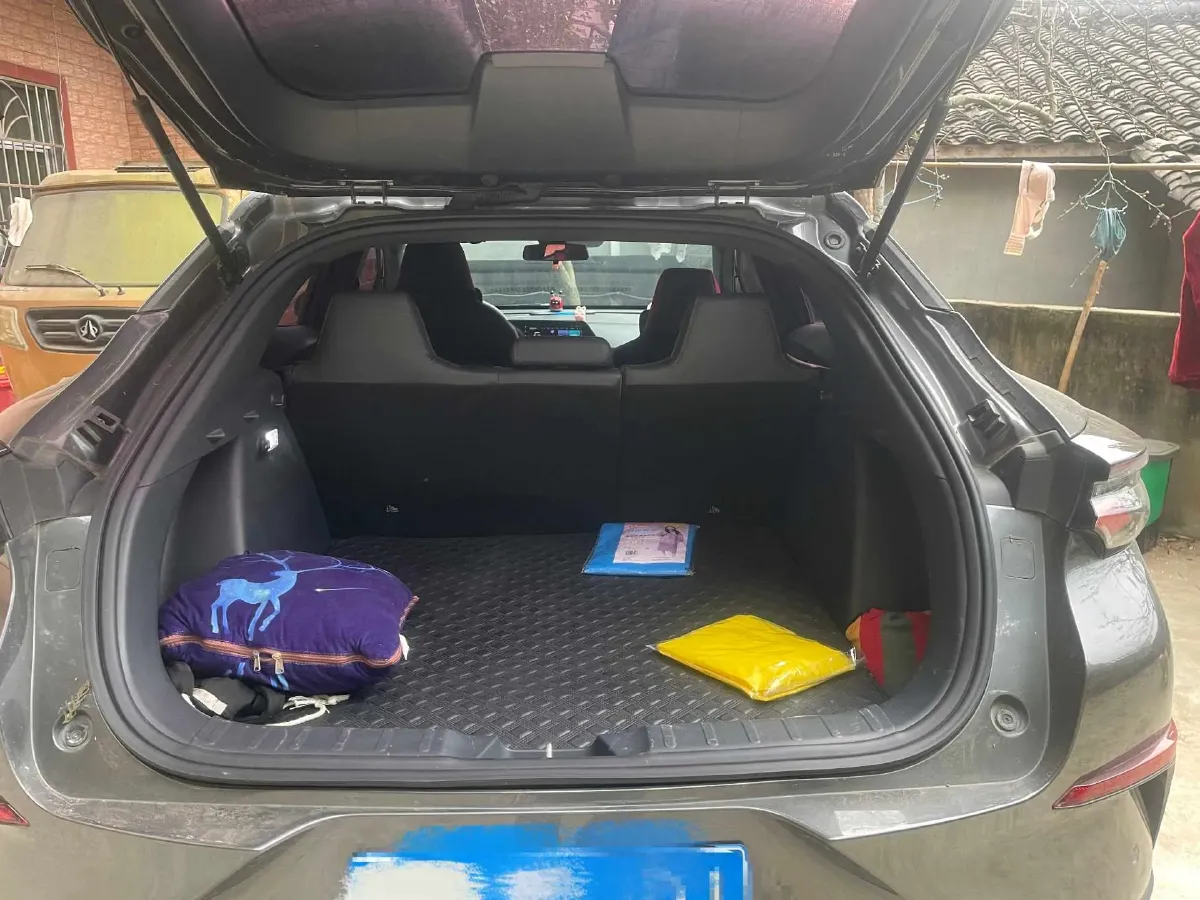 2020 ChangAn UNI-T 1.5T 180HP L4 7DCT,autocango,china used car exporter,china ev exporter,chinese used car exporter,chinese used ev exporter