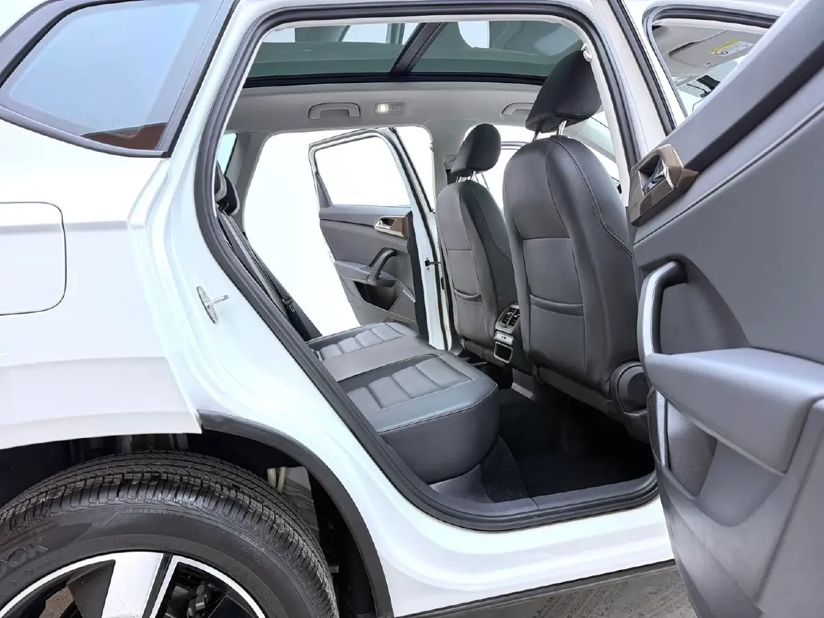 2021 Volkswagen Tharu 1.4T 150HP L4 7DCT,autocango,china used car exporter,china ev exporter,chinese used car exporter,chinese used ev exporter