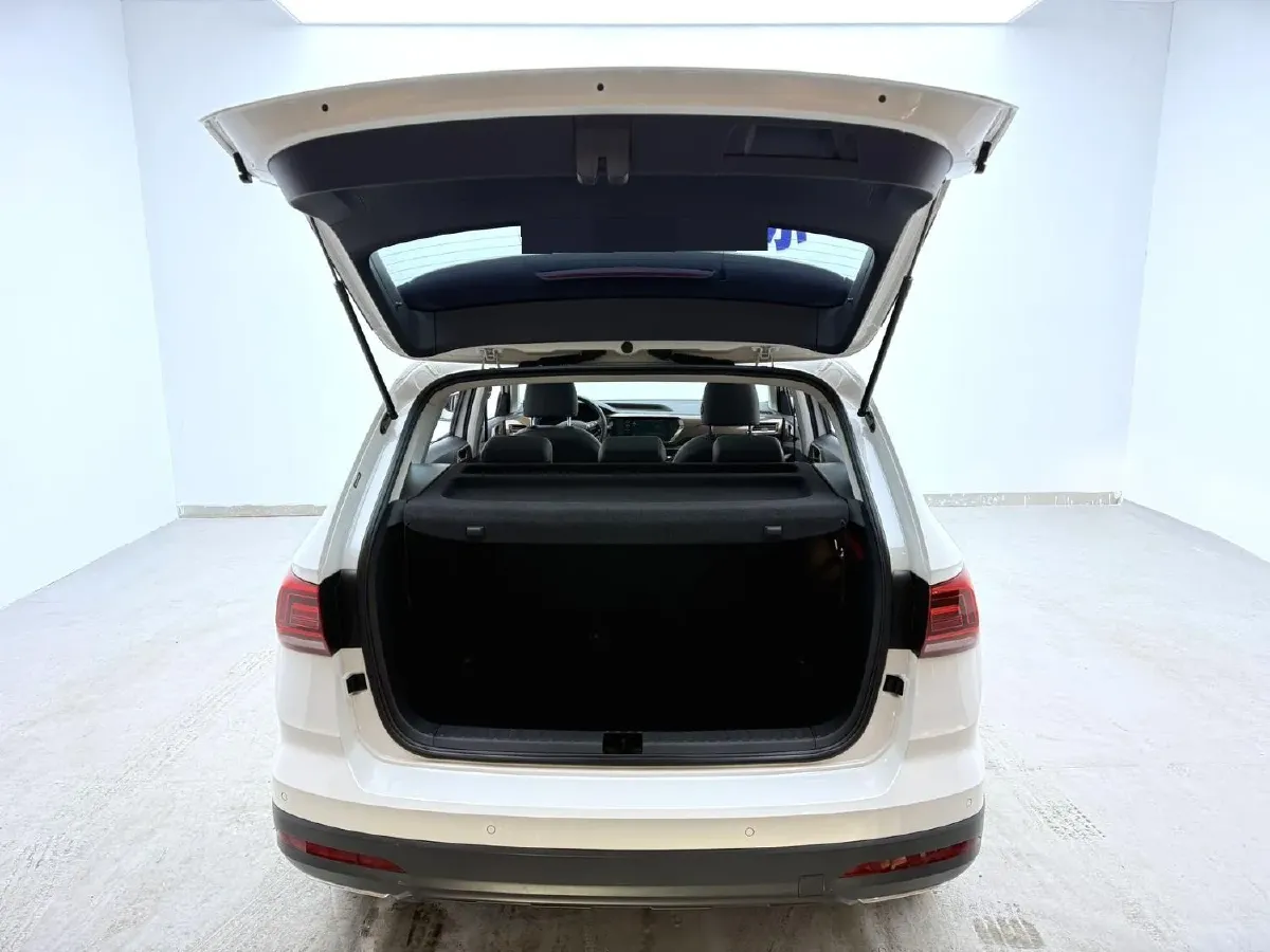 2021 Volkswagen Tharu 1.4T 150HP L4 7DCT,autocango,china used car exporter,china ev exporter,chinese used car exporter,chinese used ev exporter