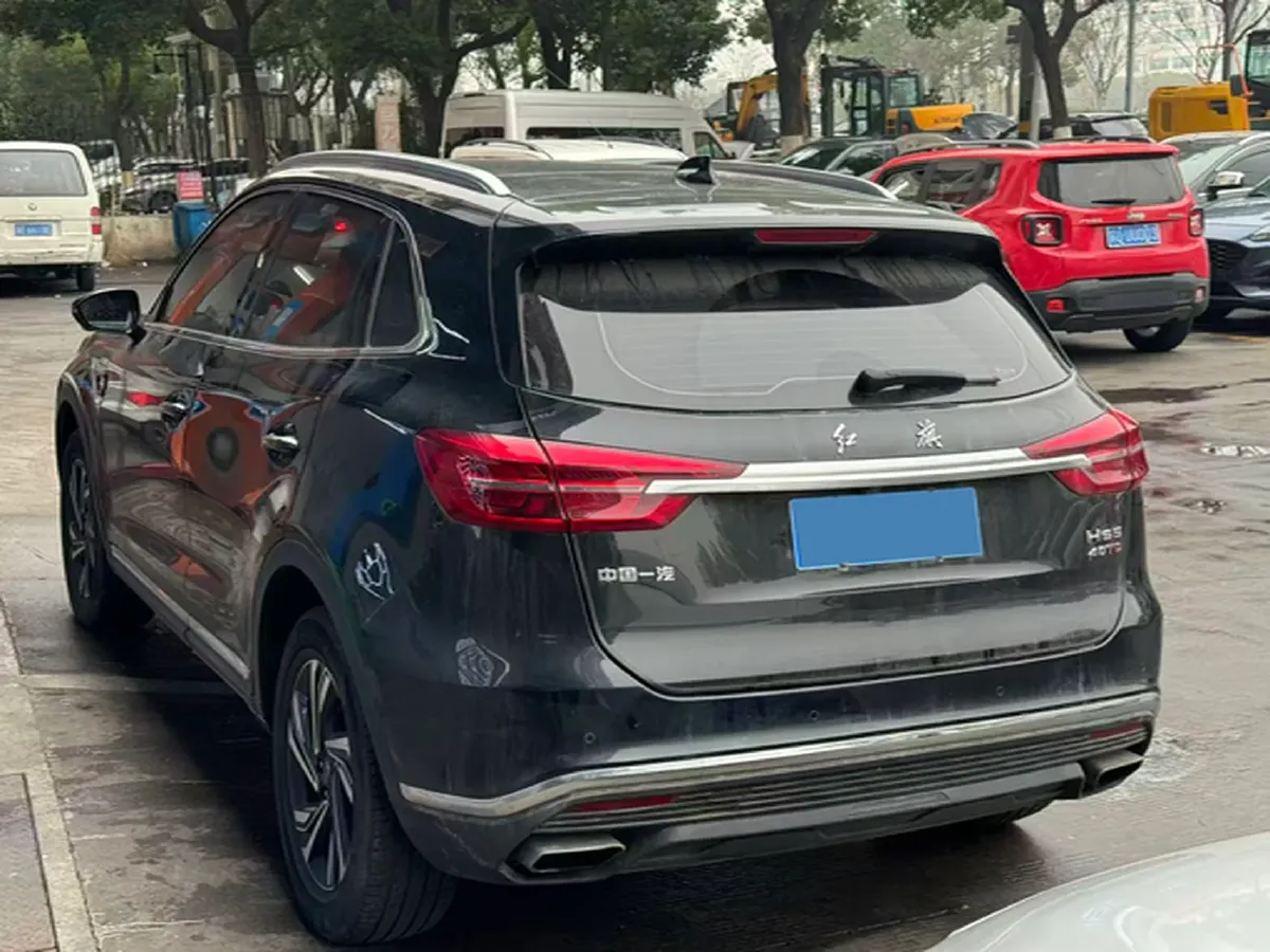 2022 HongQi HS5 2.0T 224HP L4 6AT,autocango,china used car exporter,china ev exporter,chinese used car exporter,chinese used ev exporter