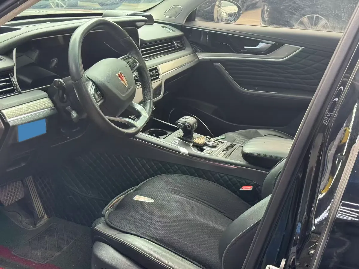 2022 HongQi HS5 2.0T 224HP L4 6AT,autocango,china used car exporter,china ev exporter,chinese used car exporter,chinese used ev exporter