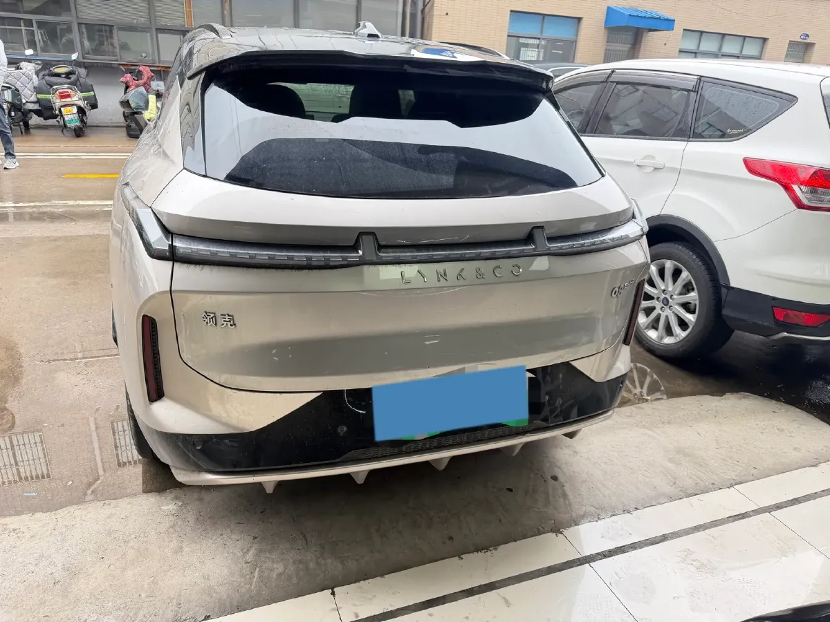 2023 LYNK&CO 08 EM-P 1.5T 163HP L4 3DHT PHEV 39.6KWH,autocango,china used car exporter,china ev exporter,chinese used car exporter,chinese used ev exporter