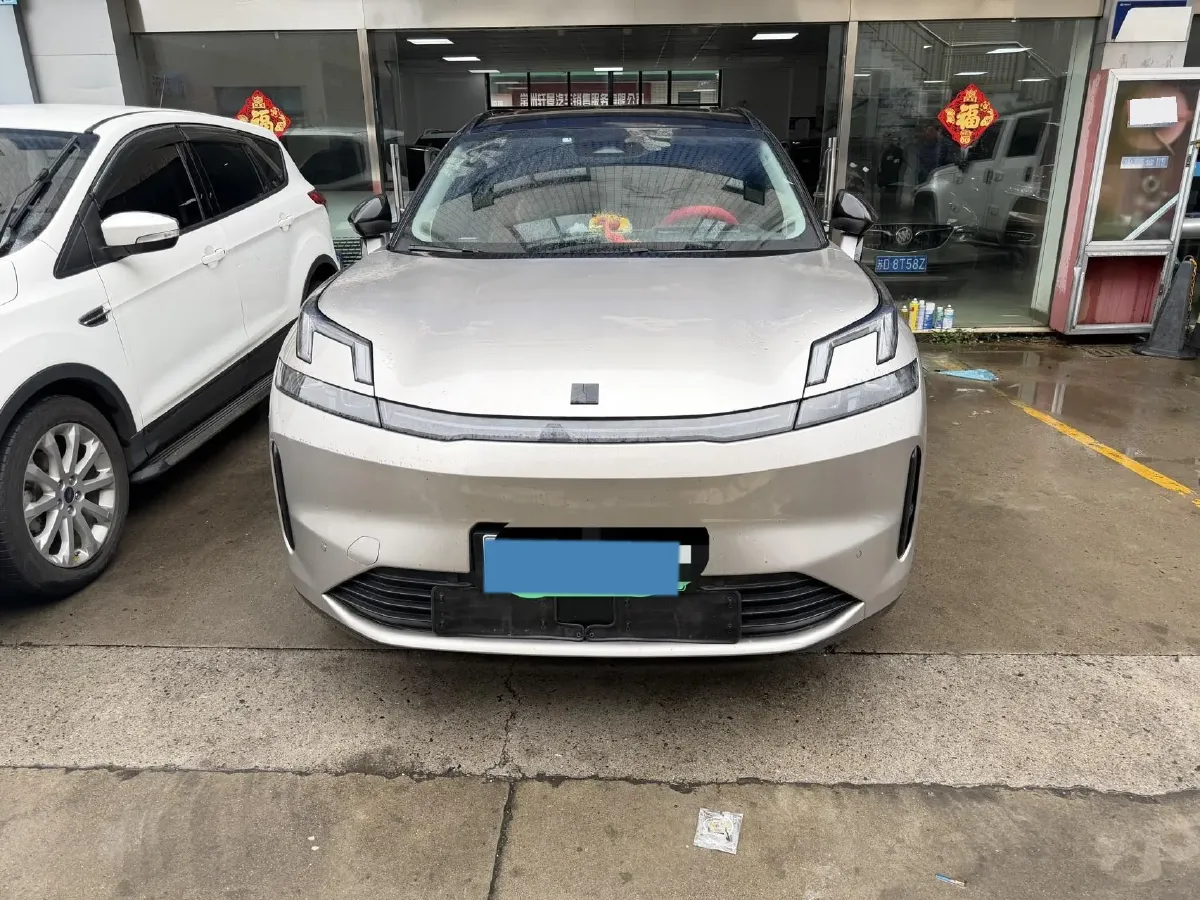 2023 LYNK&CO 08 EM-P 1.5T 163HP L4 3DHT PHEV 39.6KWH,autocango,china used car exporter,china ev exporter,chinese used car exporter,chinese used ev exporter