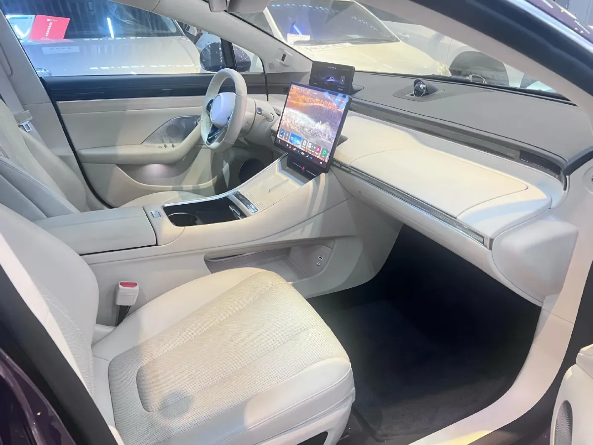 2024 Luxeed S7 BEV 100KWH,autocango,china used car exporter,china ev exporter,chinese used car exporter,chinese used ev exporter