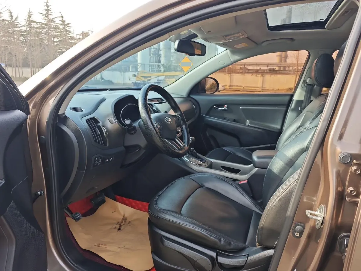 2016 Kia Sportage R 2.0L 165HP L4 6AT,autocango,china used car exporter,china ev exporter,chinese used car exporter,chinese used ev exporter