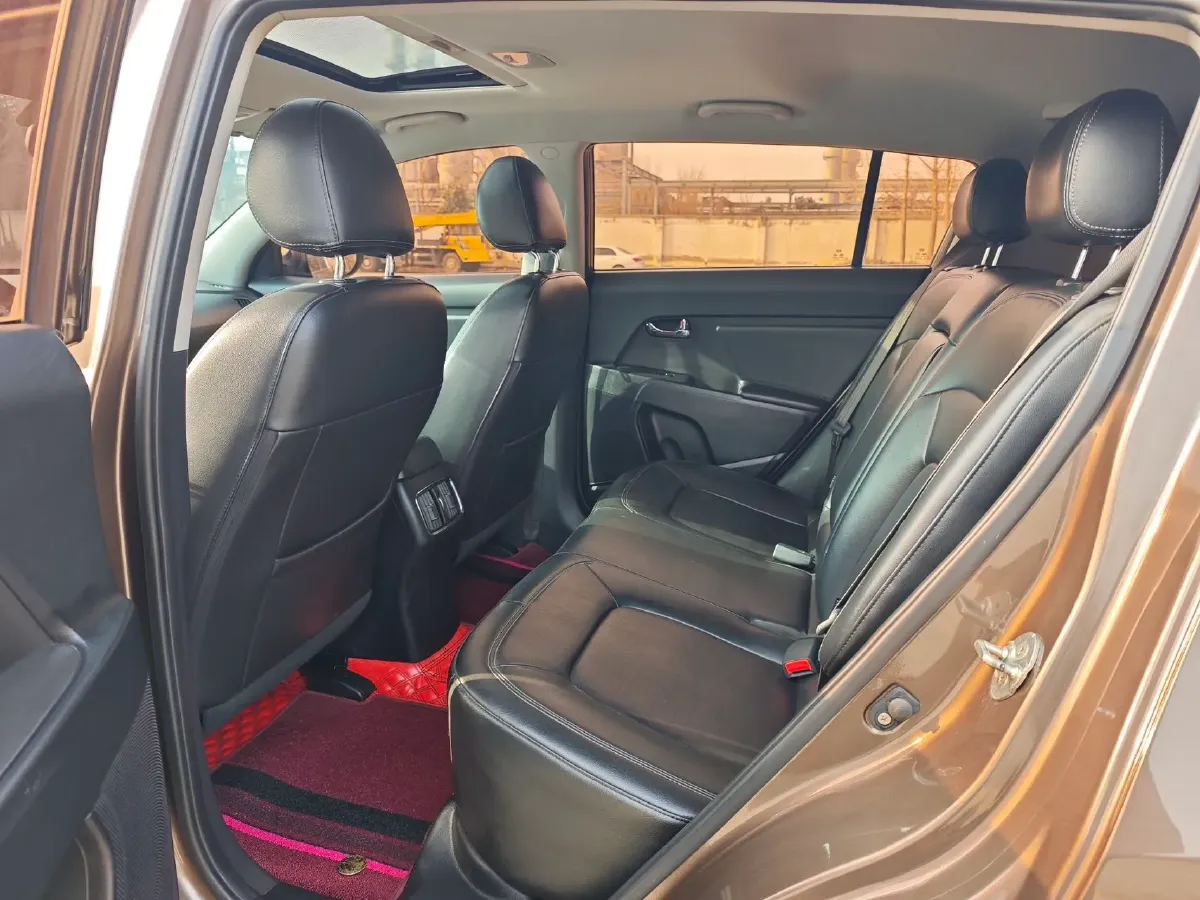 2016 Kia Sportage R 2.0L 165HP L4 6AT,autocango,china used car exporter,china ev exporter,chinese used car exporter,chinese used ev exporter