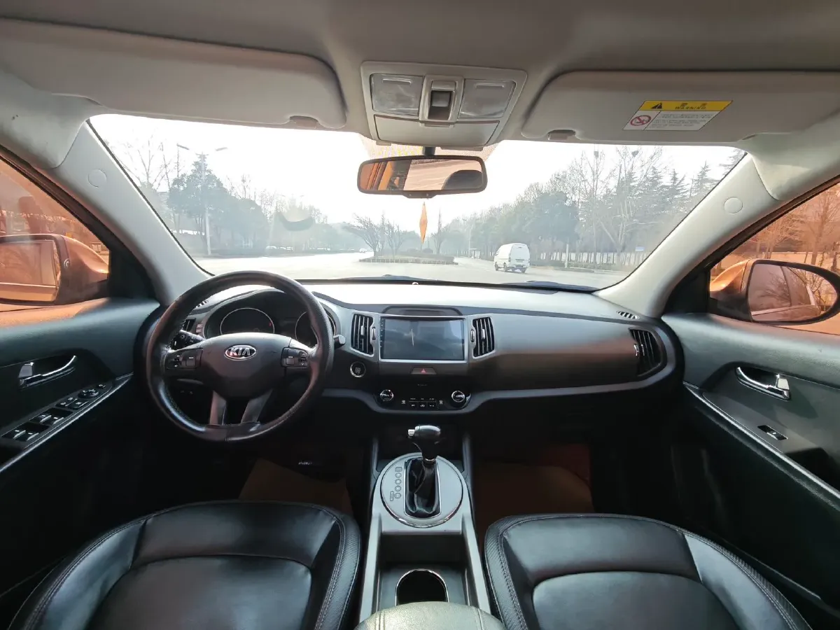 2016 Kia Sportage R 2.0L 165HP L4 6AT,autocango,china used car exporter,china ev exporter,chinese used car exporter,chinese used ev exporter