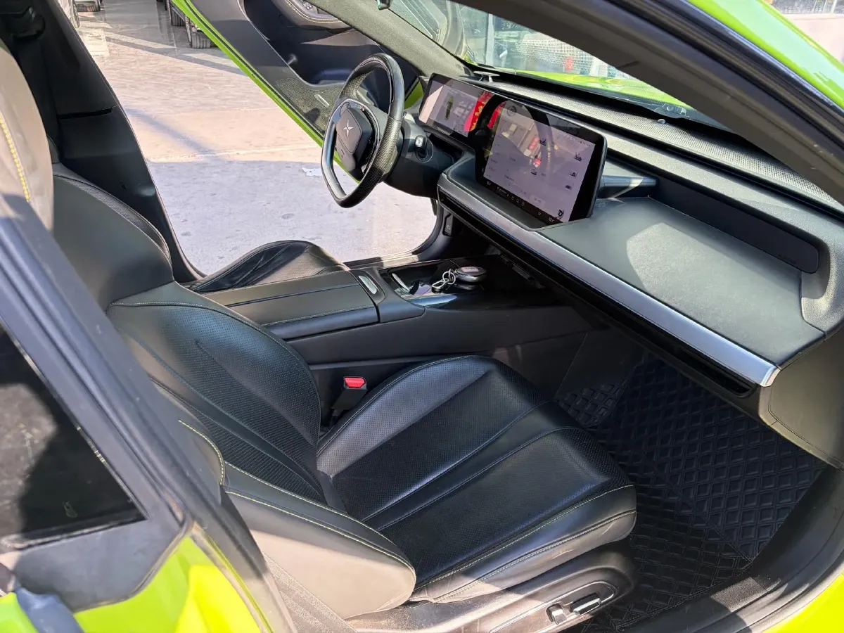 2023 Xpeng P7 BEV 86.2KWH,autocango,china used car exporter,china ev exporter,chinese used car exporter,chinese used ev exporter