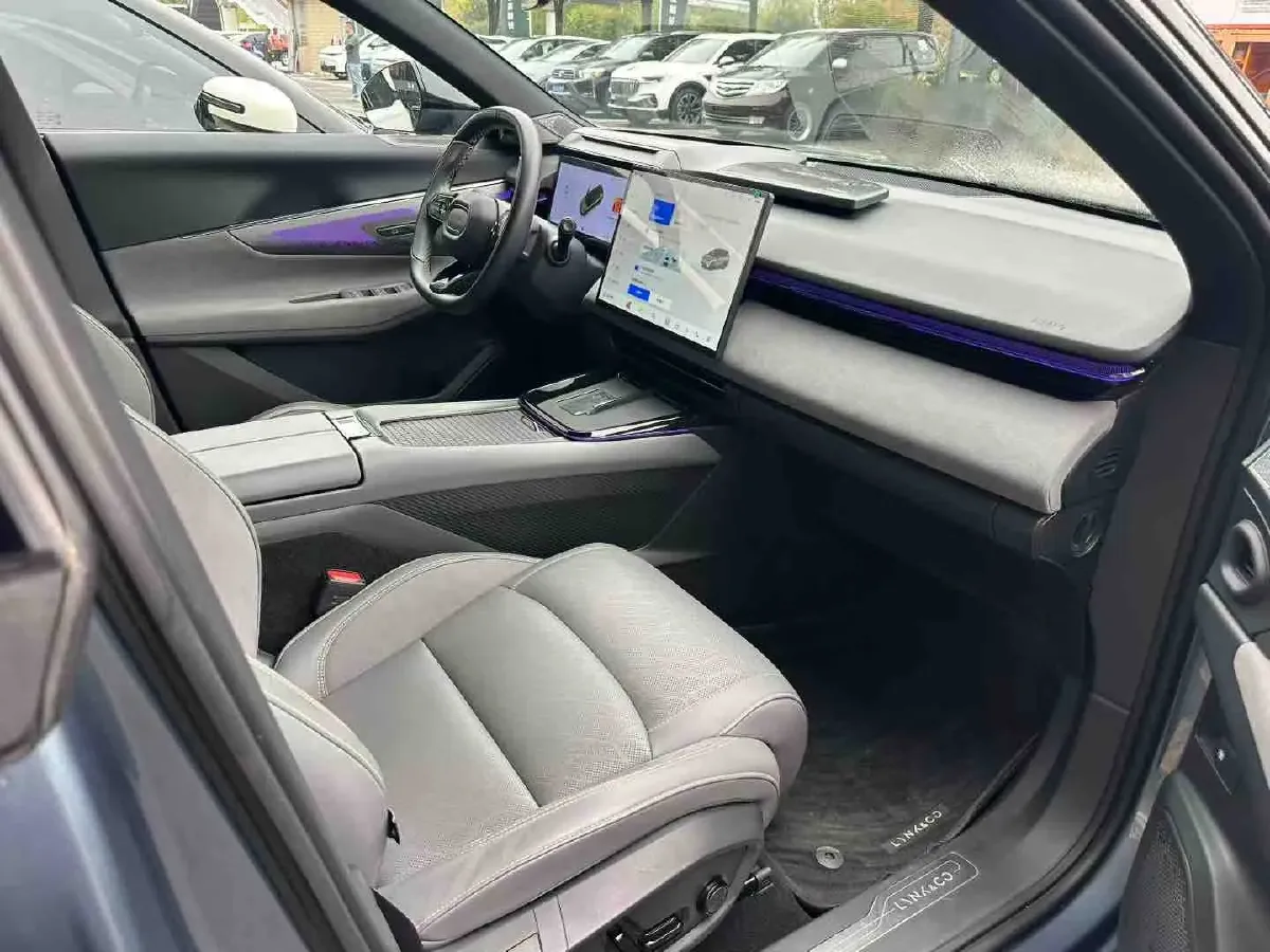 2025 LYNK&CO 08 EM-P 1.5T 163HP L4 3DHT PHEV 39.6KWH,autocango,china used car exporter,china ev exporter,chinese used car exporter,chinese used ev exporter