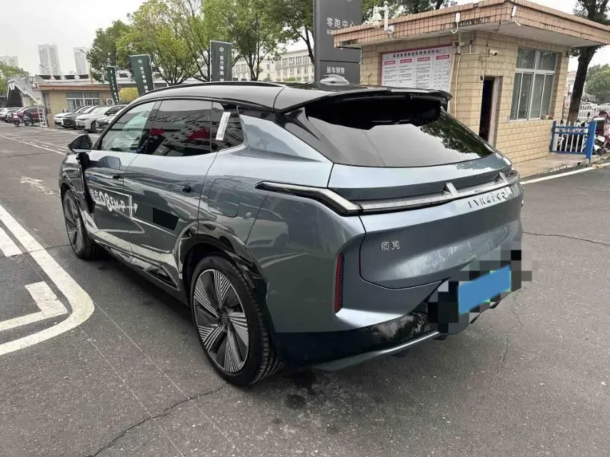 2025 LYNK&CO 08 EM-P 1.5T 163HP L4 3DHT PHEV 39.6KWH,autocango,china used car exporter,china ev exporter,chinese used car exporter,chinese used ev exporter