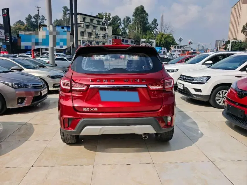 2017 Landwind X2 1.6L 125HP L4 4AT,autocango,china used car exporter,china ev exporter,chinese used car exporter,chinese used ev exporter