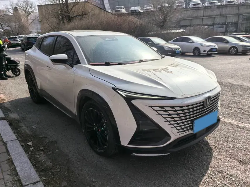 2023 ChangAn UNI-T 1.5T 188HP L4 7DCT,autocango,china used car exporter,china ev exporter,chinese used car exporter,chinese used ev exporter